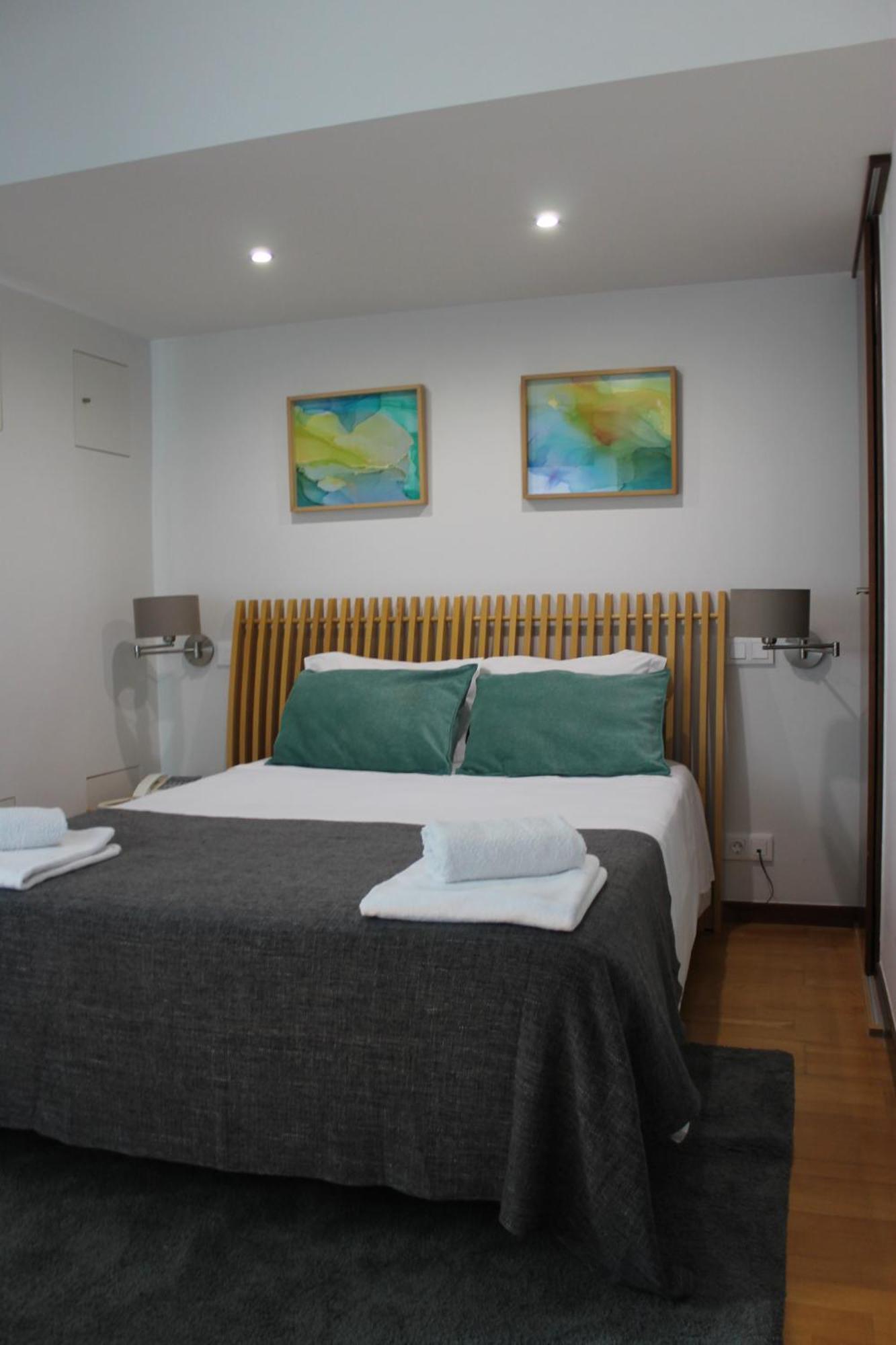 Hotel Paulo VI Rio Maior Eksteriør bilde